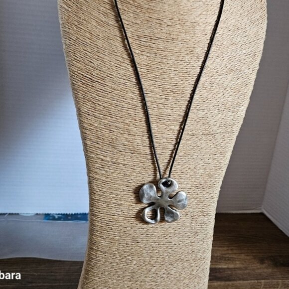 Vintage Danon Silver 5Petal Flower Pendant on Cord Necklace - Picture 1 of 5